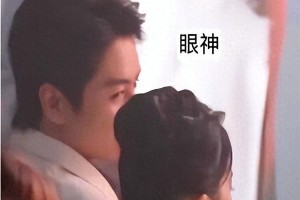 刘亦菲陈晓颁奖礼互动引热议，离婚后状态对比明显