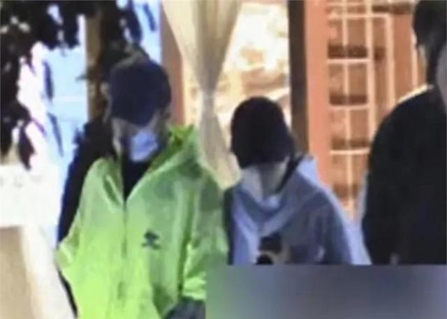 王菲娇俏依人
