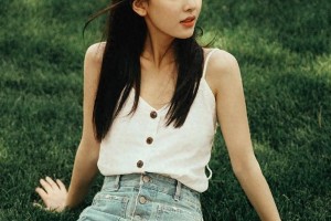 章若楠穿搭指南：清纯校花的夏日时尚
